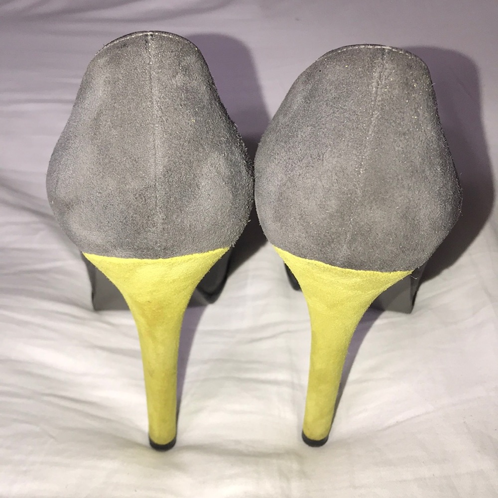 Fendi suede pumps size 38.5 - US 8.5 - Picture 4 of 8